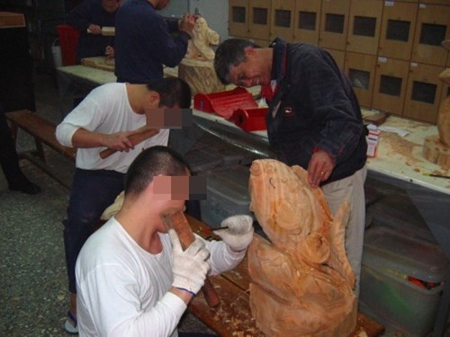 木雕班圖片
